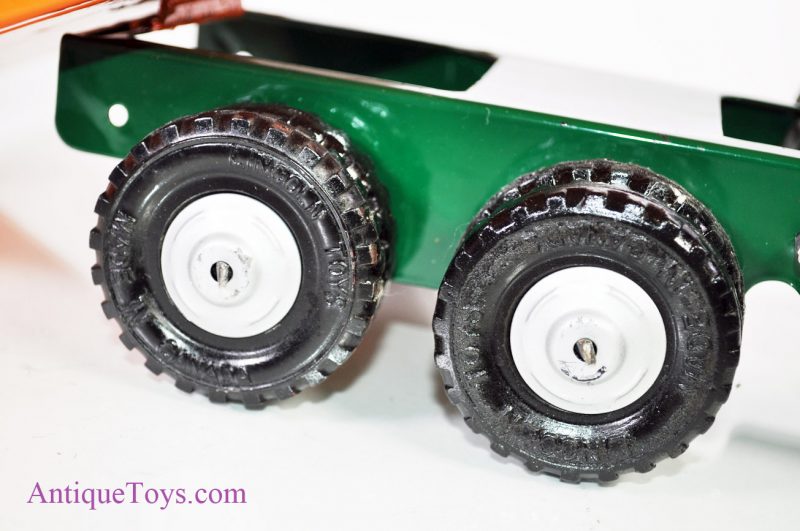1940’s Lincoln Toys Department of Highways Pressed Steel Dump Truck <FONT COLOR="ff000 ">*SOLD*</font> - Image 9