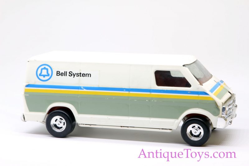 Vintage Ertl Toy Bell Delivery Van for Sale <FONT COLOR="ff000 ">*SOLD*</font> - Image 3