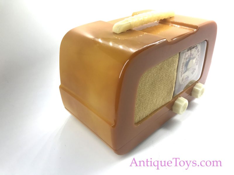Fada Art Deco Radio #711 <FONT COLOR="ff000 ">*SOLD*</font> - Image 6