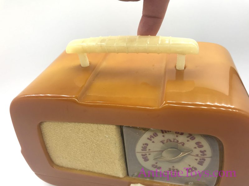Fada Art Deco Radio #711 <FONT COLOR="ff000 ">*SOLD*</font> - Image 10