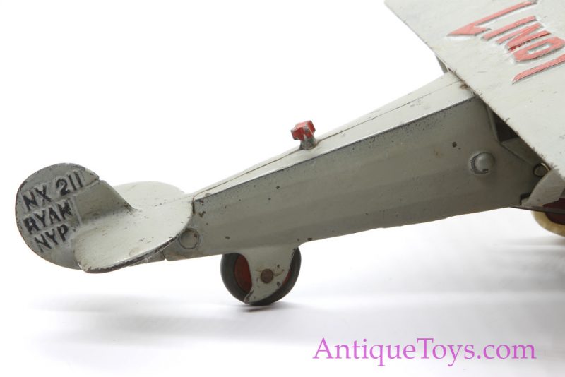 Hubley Spirit of St. Louis Cast Iron Plane with Working Propeller for Sale *E-Museum* - Image 4