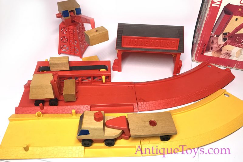 Vintage Mattel Preschool Putt Putt Construction Yard for Sale <FONT COLOR="ff000 ">*SOLD*</font> - Image 2
