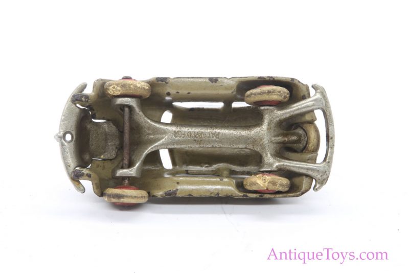 Hubley Tan Cast Iron Chrysler Airflow for Sale <FONT COLOR="ff000 ">*SOLD*</font> - Image 8