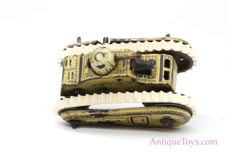 Japanese Tin Windup Tank Prewar Toy for Sale <FONT COLOR="ff000 ">*SOLD*</font> - Image 4