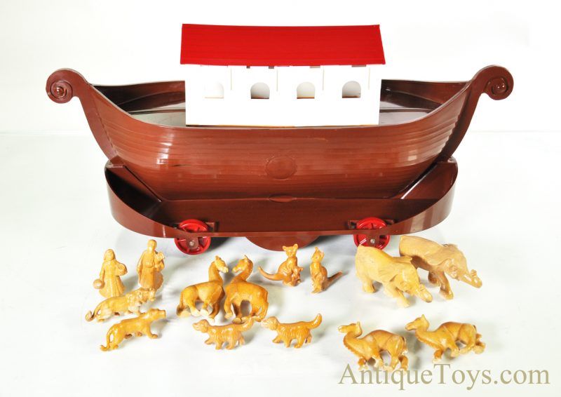 Amatoy’s Prototype Tenite Iolaite Plastic Noah’s Ark Boat Pull Toy <FONT COLOR="ff000 ">*SOLD*</font>