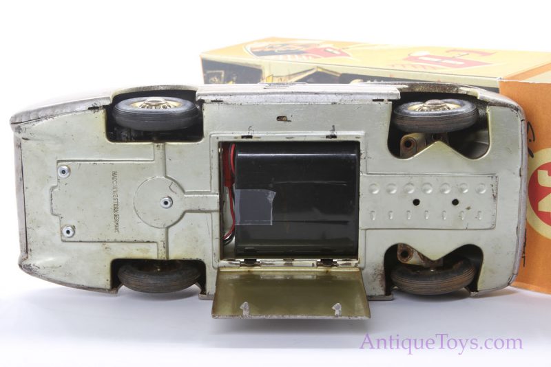 JNF Electric Silver Arrow Mercedes Vintage Tin Car for Sale <FONT COLOR="ff000 ">*SOLD*</font> - Image 7