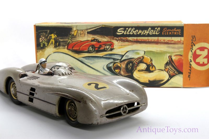 JNF Electric Silver Arrow Mercedes Vintage Tin Car for Sale <FONT COLOR="ff000 ">*SOLD*</font> - Image 3