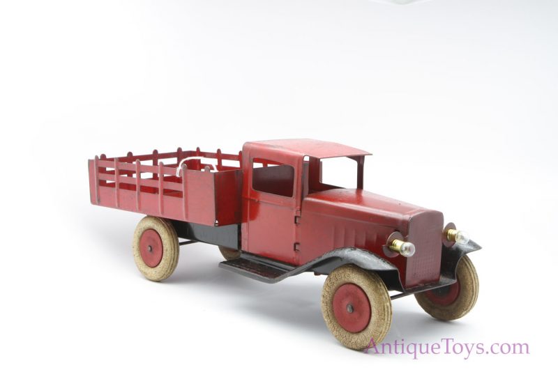 Wyandotte 1930's Deluxe Stake Truck <FONT COLOR="ff000 ">*SOLD*</font>