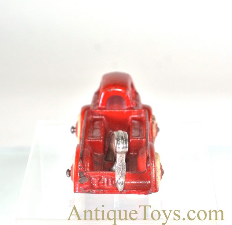 Hubley Red Cab Wrecker Cast Iron Tow Truck no. 2332  with Rubber Wheels <FONT COLOR="ff000 ">*SOLD*</font> - Image 7