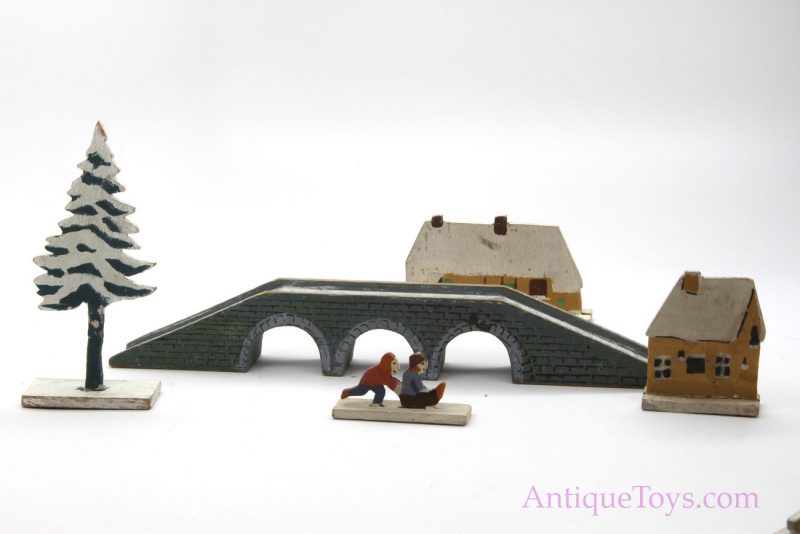 Belgian Wood War Toys the Oeuvre Belge du Jouet or UPFB <FONT COLOR="ff000 ">*SOLD*</font>