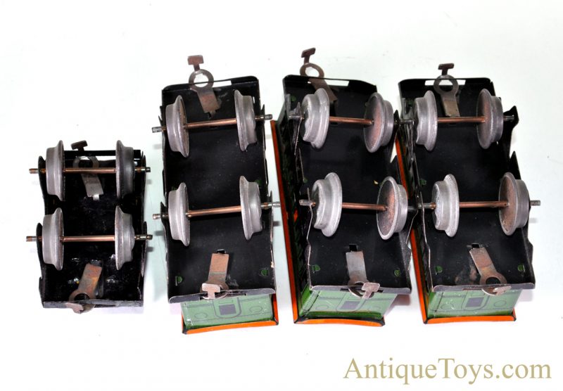 Girard Joy Line Flyer “O” Gauge Lithograph Wind Up Cast Iron Locomotive with #357 Tin Coach Train Cars and Box for Sale <FONT COLOR="ff000 ">*SOLD*</font> - Image 11