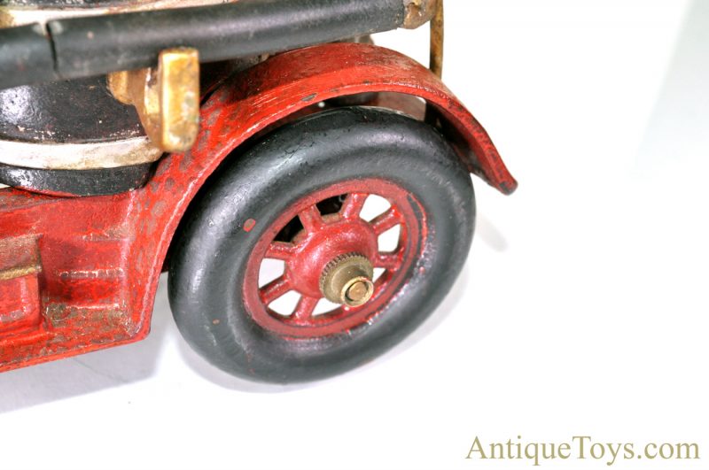 Kenton ca. 1920’s Large Cast Iron Fire Engine Pumper Truck Period Customized for Sale <FONT COLOR="ff000 ">*SOLD*</font> - Image 3