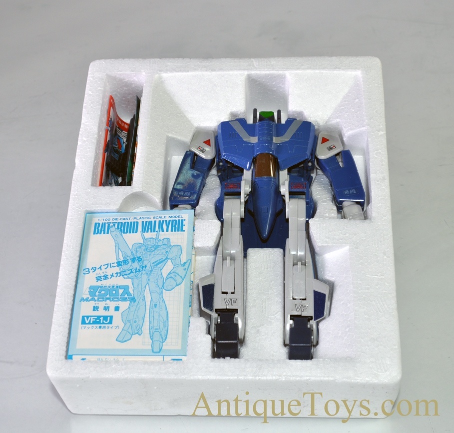 Macross Battroid Valkyrie VF-1J Variable Fighter Jet