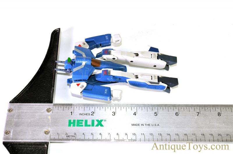 Macross Battroid Valkyrie VF-1J Variable Fighter Jet Takatoku Toys Japan  1/100 Scale Die Cast Plastic Model <FONT COLOR="ff000 ">*SOLD*</font> - Image 13