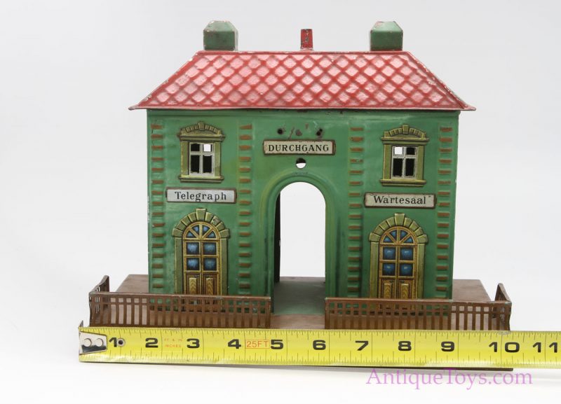 Marklin Tin Train Station For Sale- Antique Toy <FONT COLOR="ff000 ">*SOLD*</font> - Image 6