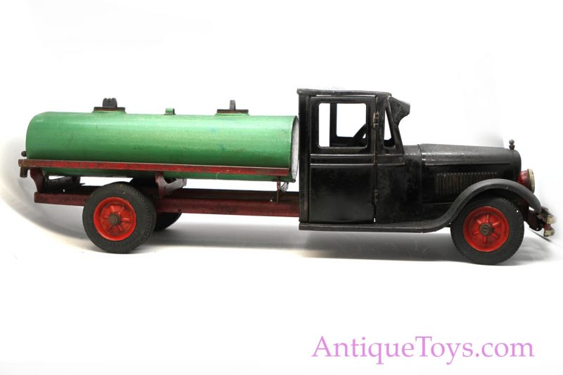 Buddy L Truck Buddy L Jr Oil Tanker <FONT COLOR="ff000 ">*SOLD*</font>