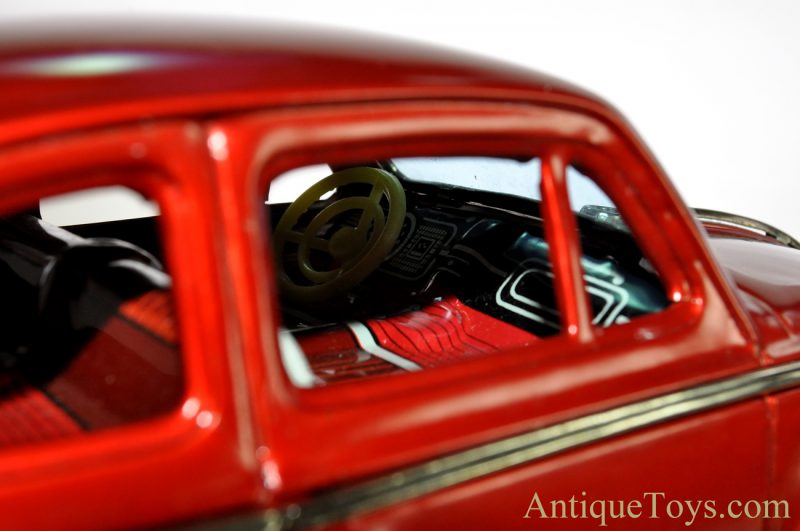 Vintage 1960’s Bandai Battery Op. Tin Lithograph Red Volkswagen Sedan VW Bug Japan #4071 <FONT COLOR="ff000 ">*SOLD*</font> - Image 4
