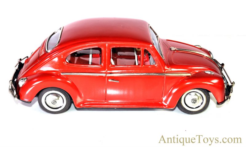 Vintage 1960’s Bandai Battery Op. Tin Lithograph Red Volkswagen Sedan VW Bug Japan #4071 <FONT COLOR="ff000 ">*SOLD*</font> - Image 5