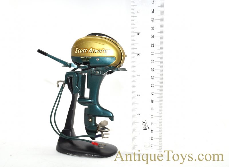 Vintage 1950’s Scott-Atwater 33 HP Battery Operated Outboard Bail-A-Matic Model Boat Motor with Box for Sale <FONT COLOR="ff000 ">*SOLD*</font> - Image 5
