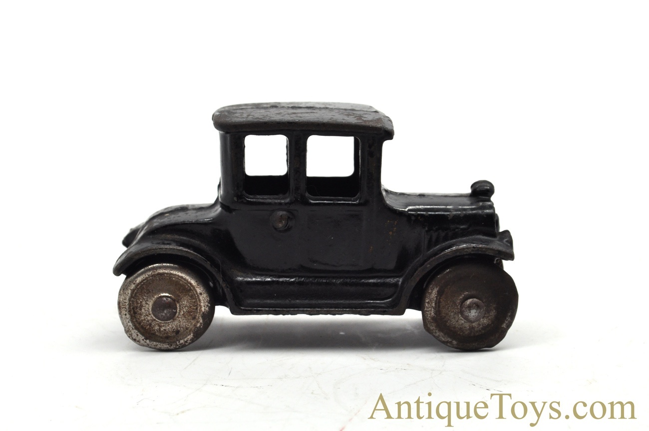 cast iron cars toys