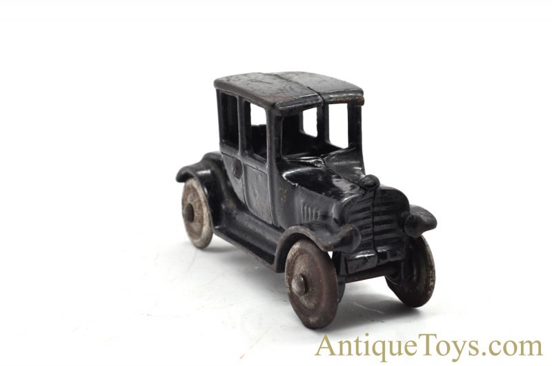AC Williams Black Cast Iron Model T Coupe Car Toy for Sale - Image 7
