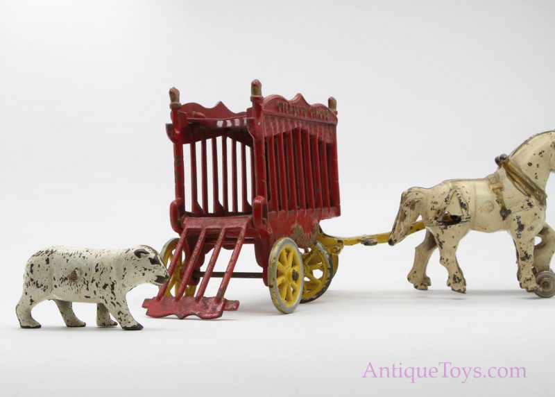 Kenton Cast Iron Overland Circus Wagon with Polar Bear <FONT COLOR="ff000 ">*SOLD*</font> - Image 5