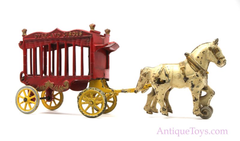 Kenton Cast Iron Overland Circus Wagon with Polar Bear <FONT COLOR="ff000 ">*SOLD*</font> - Image 4