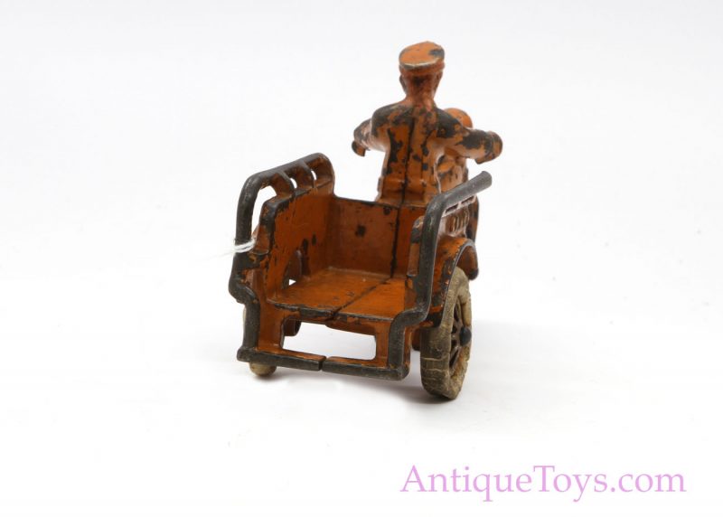 Hubley Crash Car #2049 Cast Iron Indian Motorcycle Cop *SOLD* - Image 9