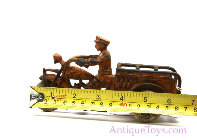 Hubley Crash Car #2049 Cast Iron Indian Motorcycle Cop *SOLD* - Image 6