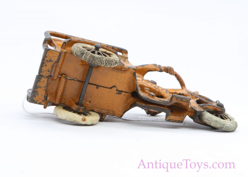 Hubley Crash Car #2049 Cast Iron Indian Motorcycle Cop *SOLD* - Image 3