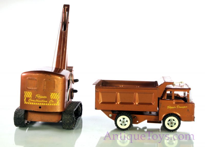 Copper Structo Dump Truck and Construction Digger <FONT COLOR="ff000 ">*SOLD*</font> - Image 2