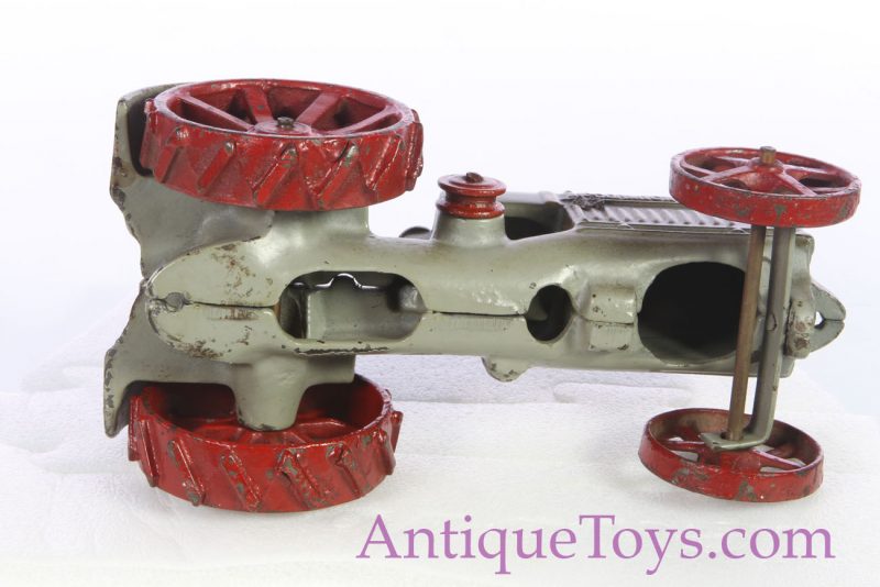 Arcade McCormic Farm Tractor For Sale- Cast Iron Toy  <FONT COLOR="ff000 ">*SOLD*</font> - Image 9