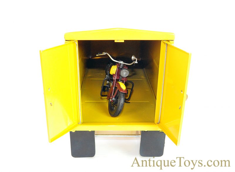 Vintage ca. 1954 Custom Designed Restore Tonka Toys Indian Motorcycle Pressed Steel Semi Tractor Trailer with Boxed New Ray Toys Indian Motorcycle Scale Model <FONT COLOR="ff000 ">*SOLD*</font> - Image 5