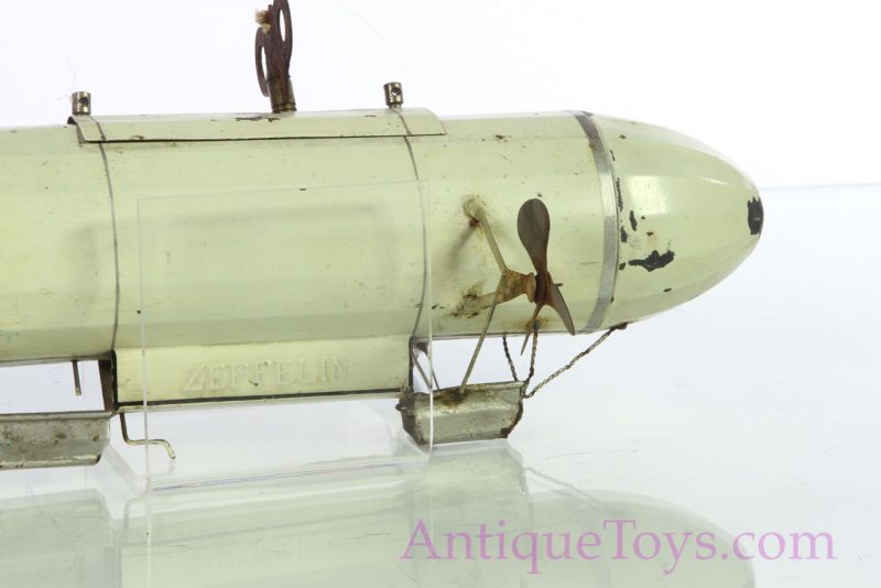Marklin Blimp Toy aka Zeppelin Tin Windup <FONT COLOR="ff000 ">*SOLD*</font> - Image 4