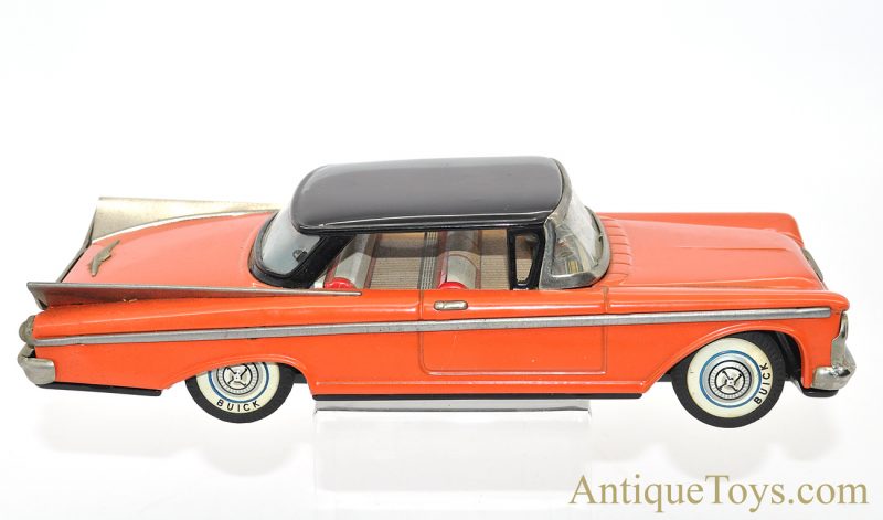 Yonezawa Toys (Y) Tin Lithographed Friction Powered Coral & Silver Buick Sedan #10509 in Box <FONT COLOR="ff000 ">*SOLD*</font> - Image 4