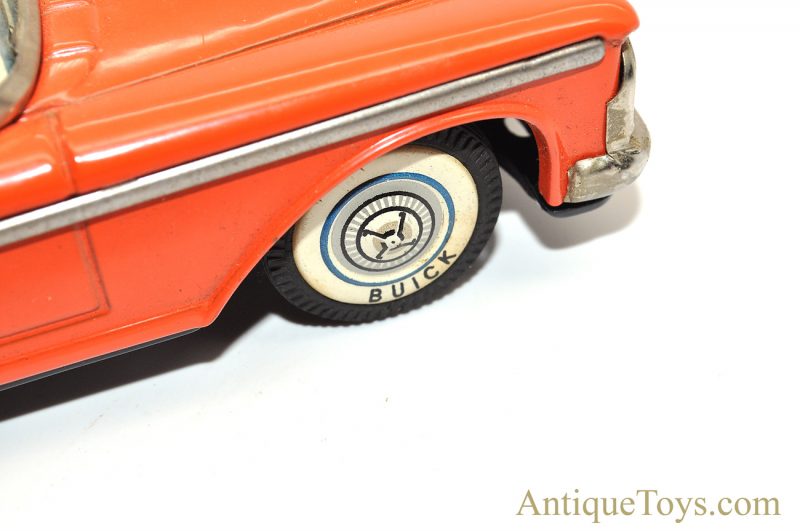 Yonezawa Toys (Y) Tin Lithographed Friction Powered Coral & Silver Buick Sedan #10509 in Box <FONT COLOR="ff000 ">*SOLD*</font> - Image 8