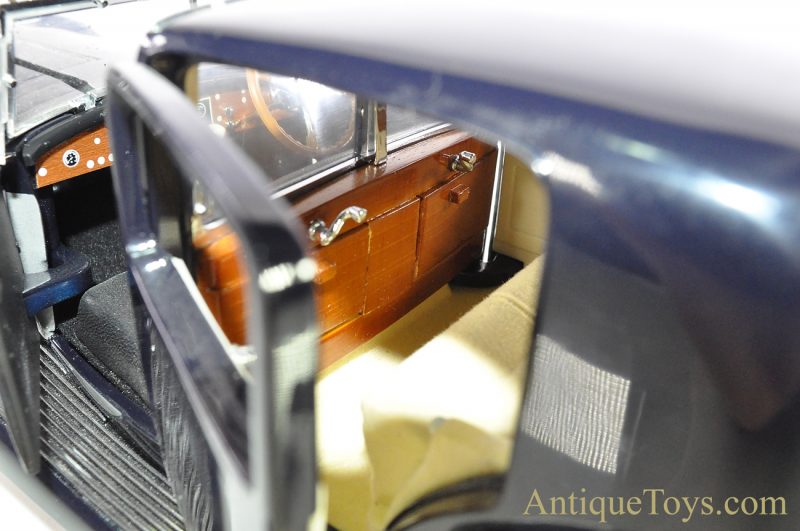 Franklin Mint Precision Models Bugatti Royale Coupe Deville Diecast Scale Model Car <FONT COLOR="ff000 ">*SOLD*</font> - Image 11