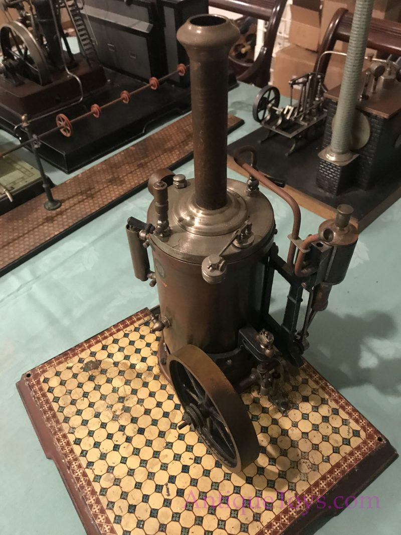 Marklin Vertical Steam Engine 4112-11 <FONT COLOR="ff000 ">*SOLD*</font> - Image 7