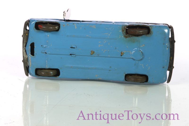 European Tin 1956 Convertible, Possibly Soviet Toy <FONT COLOR="ff000 ">*SOLD*</font> - Image 9