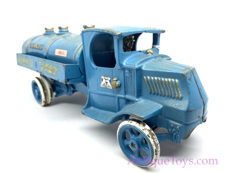 Arcade Cast Iron Mack Fuel Truck Richfield <FONT COLOR="ff000 ">*SOLD*</font> - Image 3