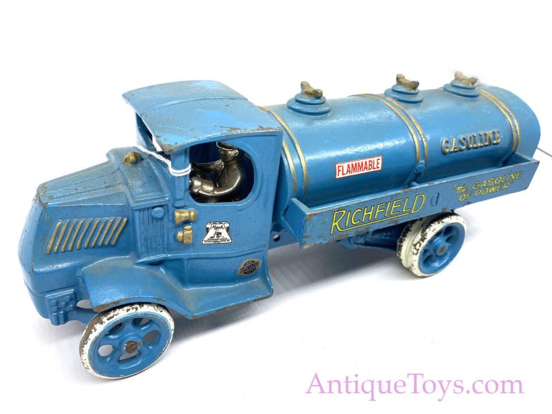 Arcade Cast Iron Mack Fuel Truck Richfield <FONT COLOR="ff000 ">*SOLD*</font>