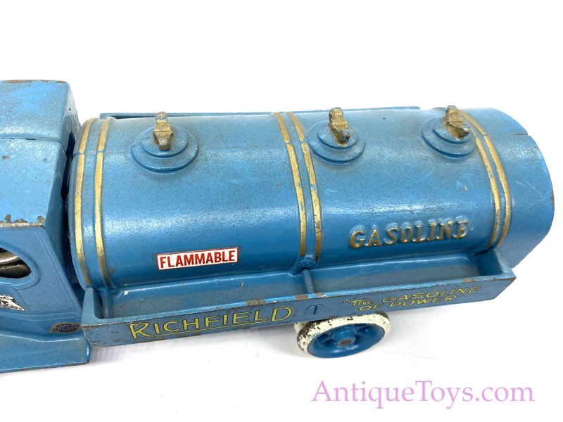 Arcade Cast Iron Mack Fuel Truck Richfield <FONT COLOR="ff000 ">*SOLD*</font> - Image 7