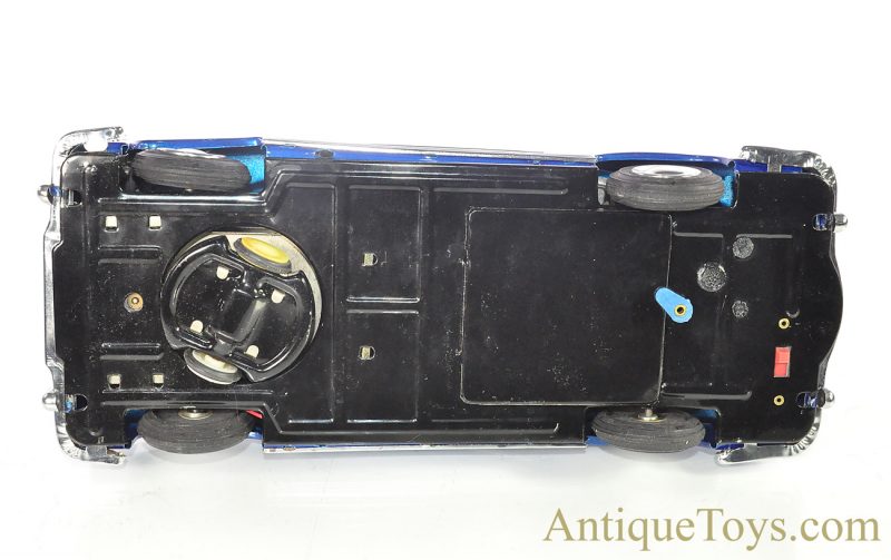 Vintage Chinese Tin Lithographed ME 630 Battery Operated "Photoing on Car" with Box<FONT COLOR="ff000 ">*SOLD*</font> - Image 10