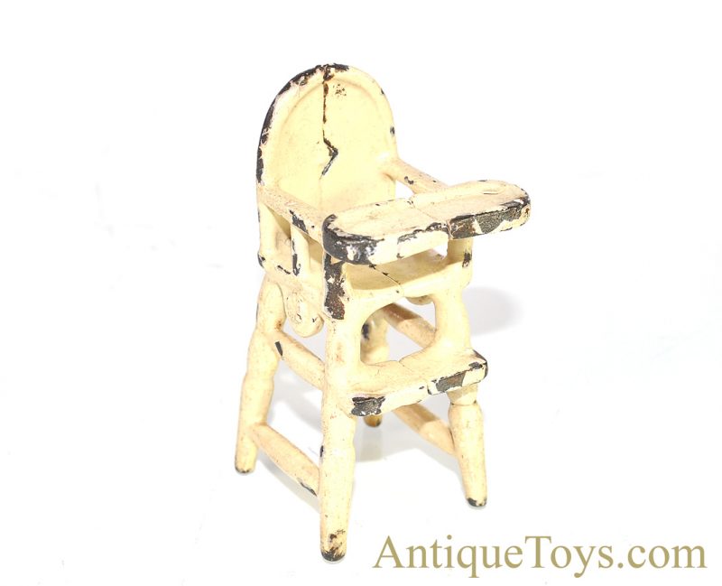 Kilgore, Hubley/Arcade Cast Iron Dollhouse Tub, Toilet, & Highchair Furniture Set *SOLD* - Image 2