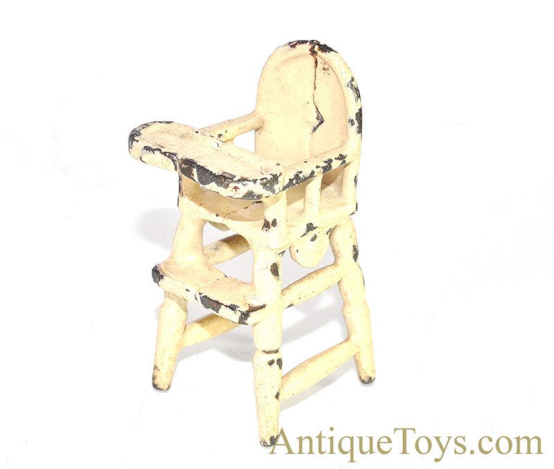 Kilgore, Hubley/Arcade Cast Iron Dollhouse Tub, Toilet, & Highchair Furniture Set *SOLD* - Image 3