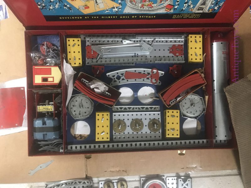 AC Gilbert Erector Set 10 1/2 with Parachute <FONT COLOR="ff000 ">*SOLD*</font> - Image 2
