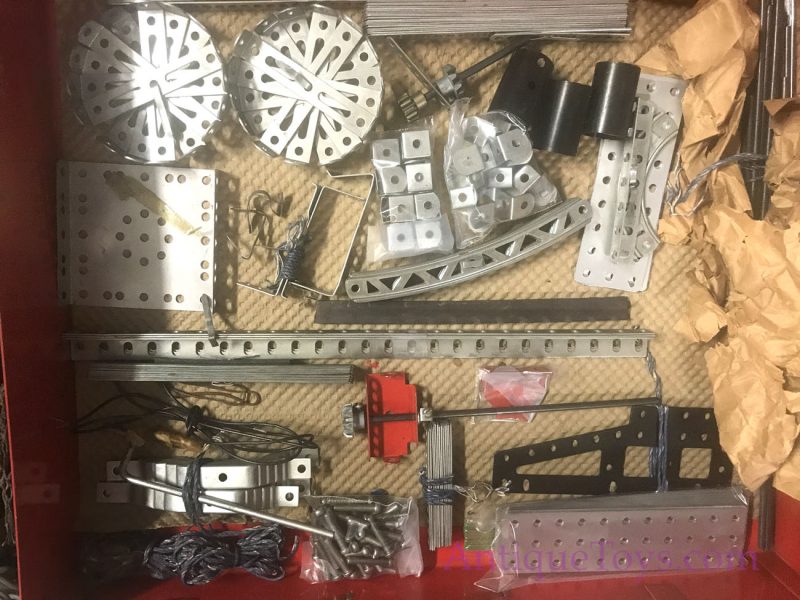 AC Gilbert Erector Set 10 1/2 with Parachute <FONT COLOR="ff000 ">*SOLD*</font> - Image 8