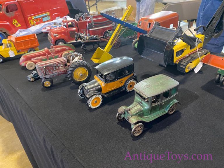 Floridatoyshowantique1013 Antique Toys for Sale