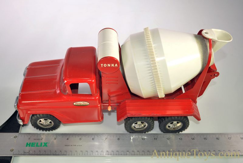 Vintage ca. 1960’s Original Tonka Pressed Steel Dual Rear Wheel Cement Mixer Truck <FONT COLOR="ff000 ">*SOLD*</font> - Image 9