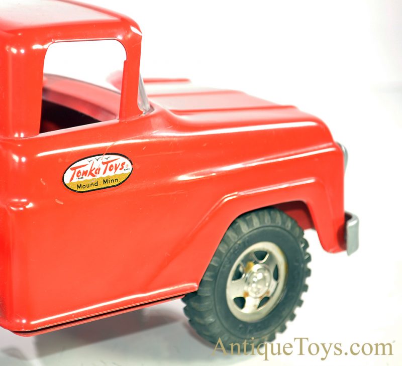 Vintage ca. 1960’s Original Tonka Pressed Steel Dual Rear Wheel Cement Mixer Truck <FONT COLOR="ff000 ">*SOLD*</font> - Image 8